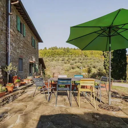 Farm stay On 2 Floors For 2 To 4 Guests *